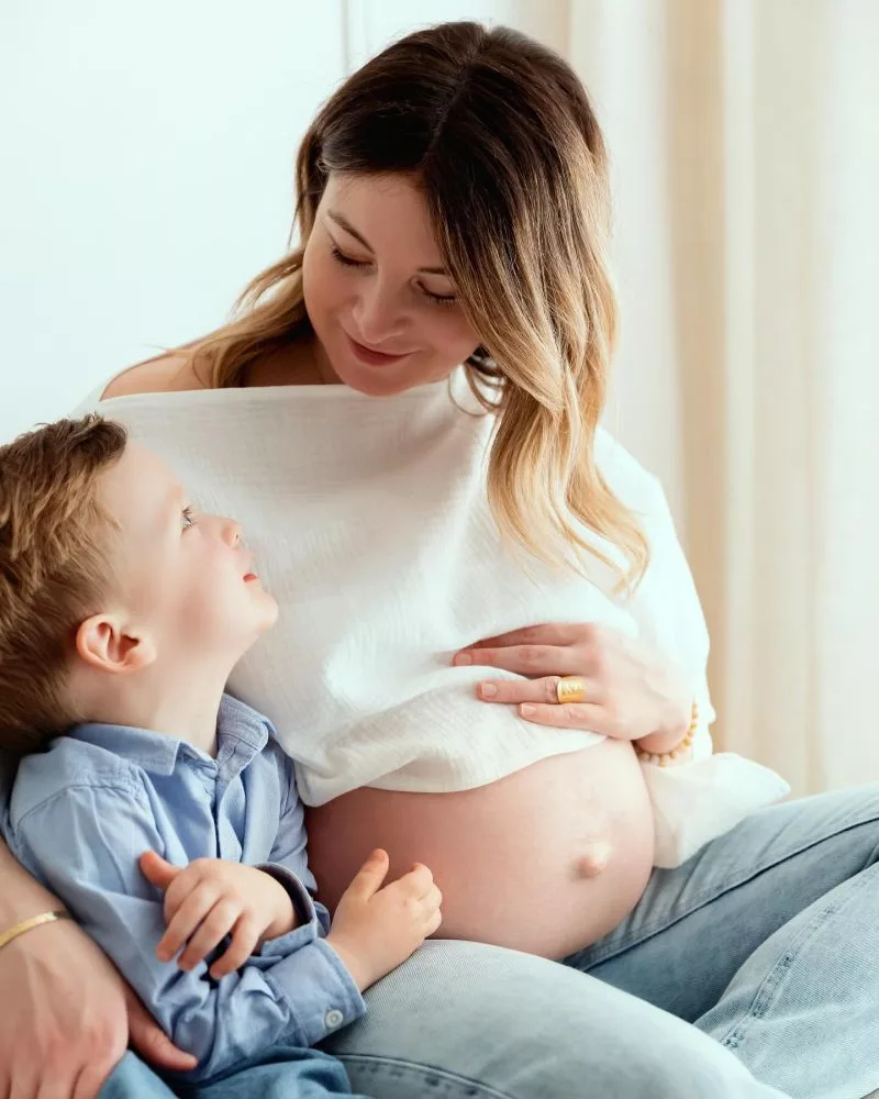 Maternity photo session by Mlle L Photographie in Annemasse, near Geneva